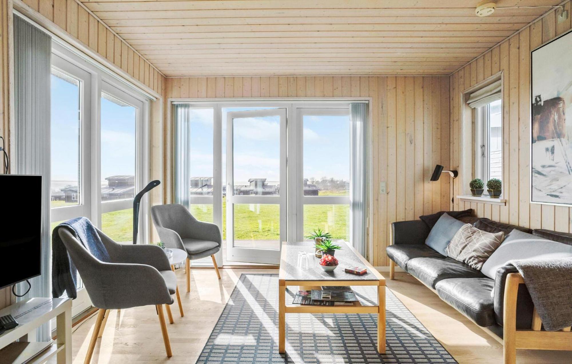 4 Bedroom Nice Home In Fåborg Exterior foto
